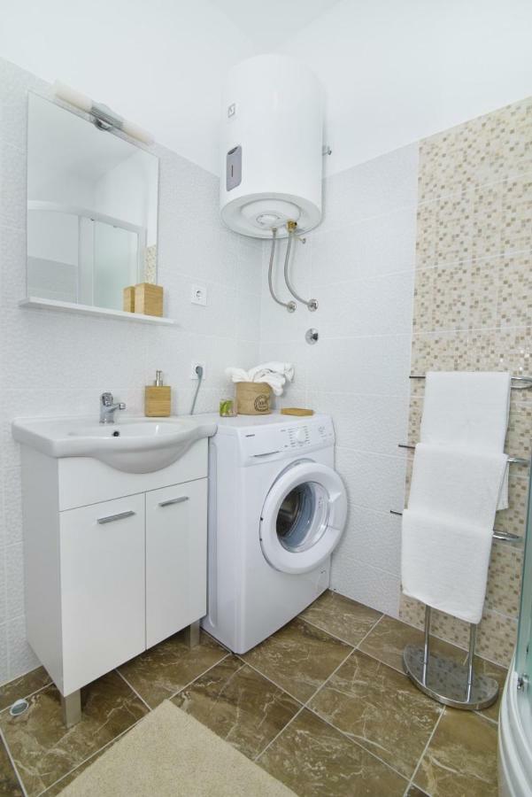 Apartment Dragana, Jezera, Island Murter Luaran gambar